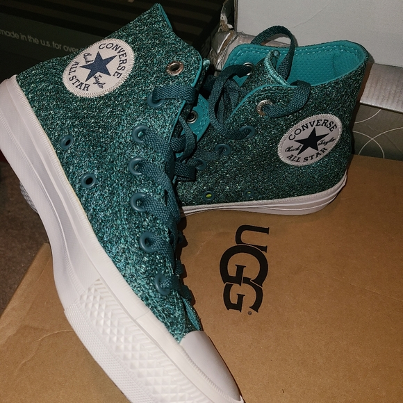 High Top Converse - Picture 4 of 5